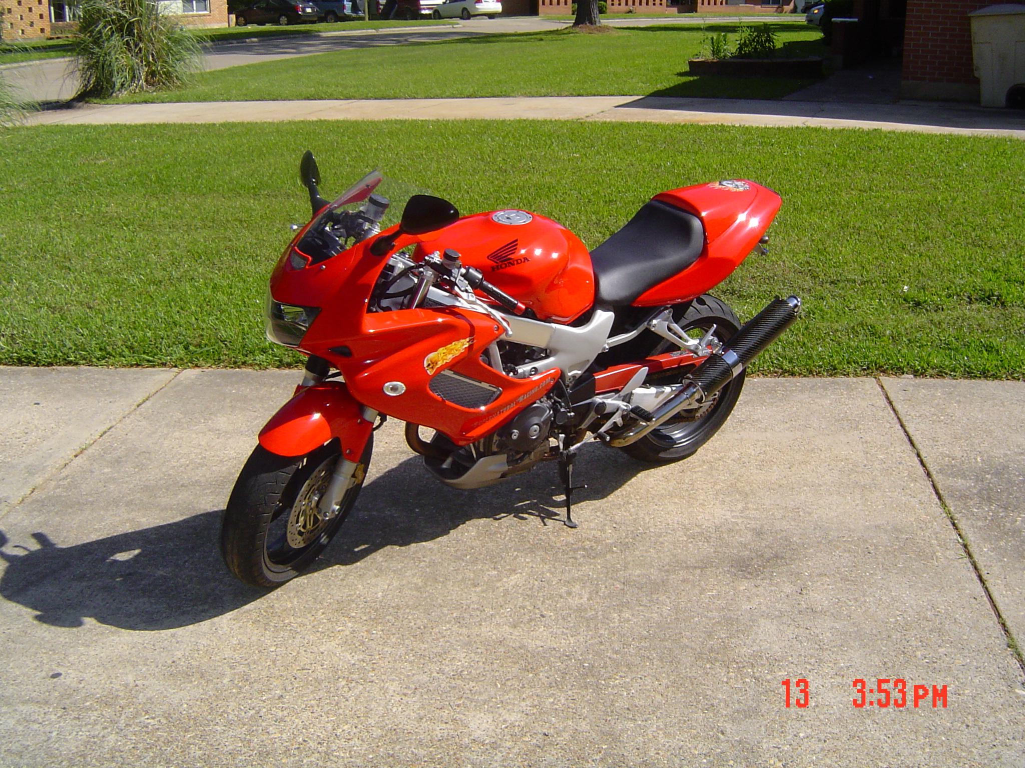 picture005.jpg